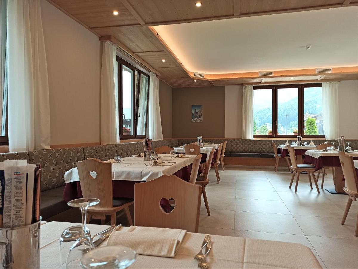 Hotel Zurigo Molveno Bagian luar foto