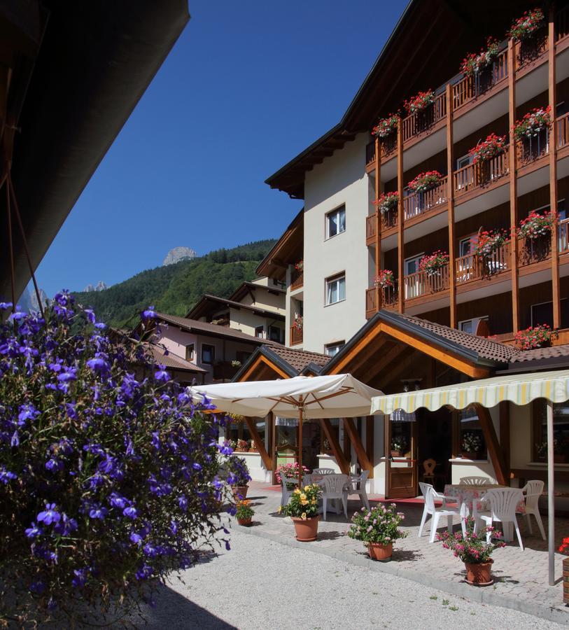 Hotel Zurigo Molveno Bagian luar foto