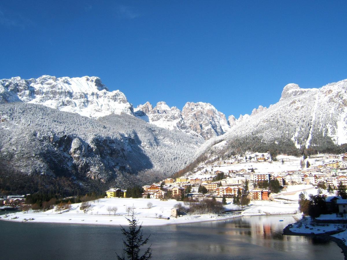 Hotel Zurigo Molveno Bagian luar foto