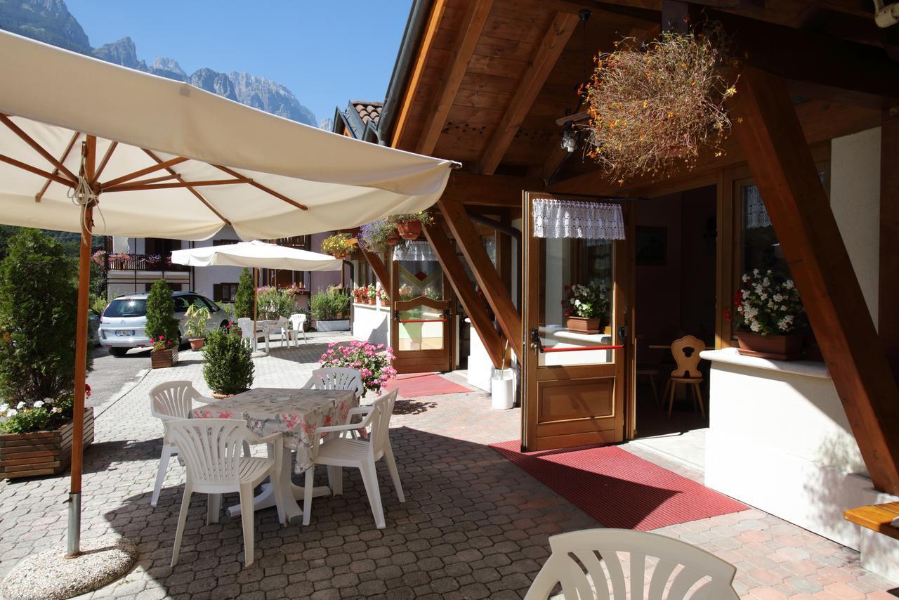 Hotel Zurigo Molveno Bagian luar foto